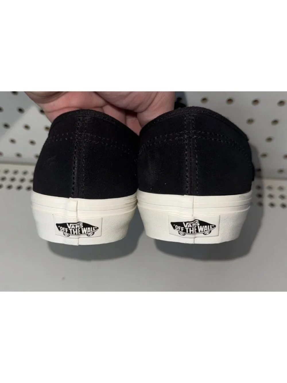 VANS Authentic Spikes Womens Lace Up Suede Athletic Skate Shoes Size 8 Black